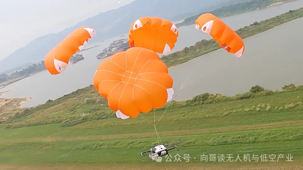 降落傘將是無人機(jī)標(biāo)配嗎？看看行業(yè)標(biāo)桿大疆就知道了(圖5)